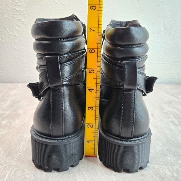 G by Guess Moto Combat Boots Size 8 Black Grunge Lug Sole Chunky Chain Booties - Picture 4 of 13